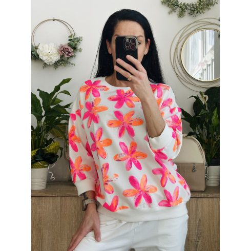 Megi nagyobb fazonú virágos felső, pink