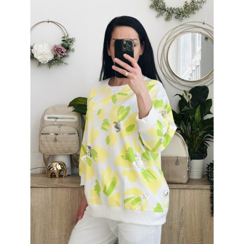 Megi nagyobb fazonú mintás felső, zöld-sárga